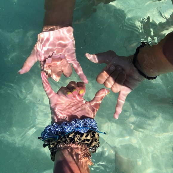 Meet your Posher, Taylor - Picture 1 of 5